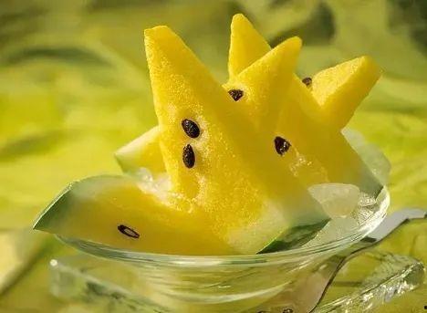 吃瓜群众黄多余,揭秘吃瓜群众的趣味生活